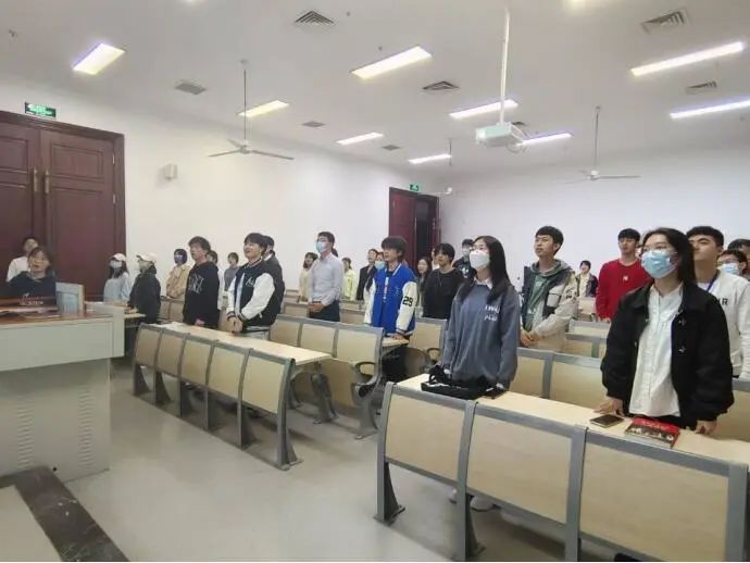 B2.jpg